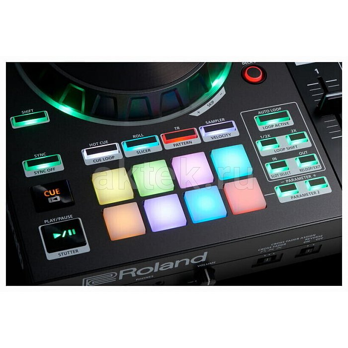 DJ контроллер Roland DJ-505 6