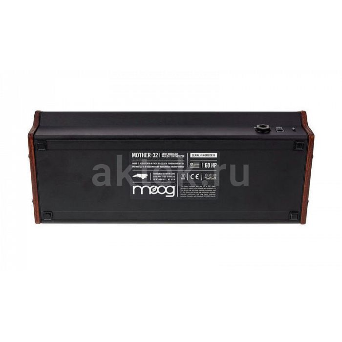 Синтезатор Moog Mother-32 10