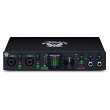 USB-аудиоинтерфейс Black Lion Audio Revolution 2x2