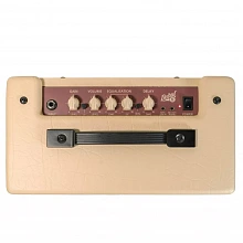 Blackstar Debut 15E Cream гитарный усилитель, 15 Вт 2