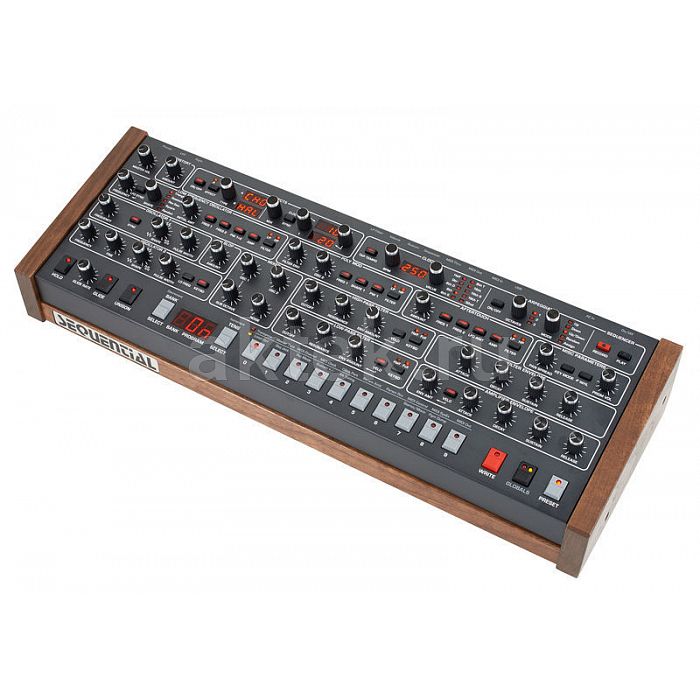 Синтезатор Sequential Prophet-5 Desktop Module