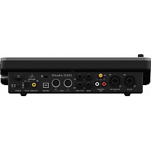Микшерный пульт Behringer iS202 3