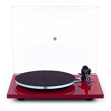 Виниловый проигрыватель Rega Planar 3 Gloss Red