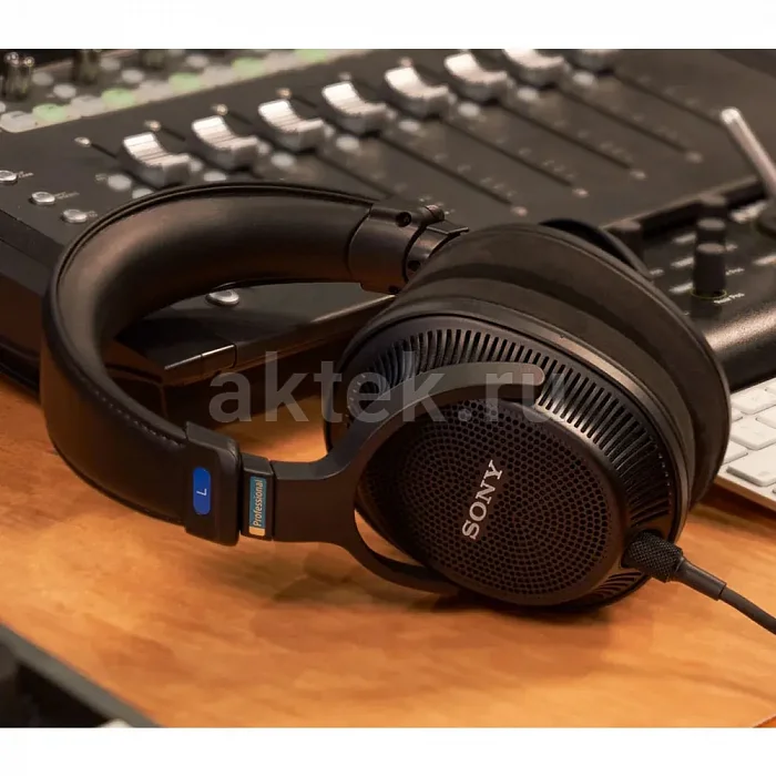 Студийные наушники Sony MDR-MV1 8