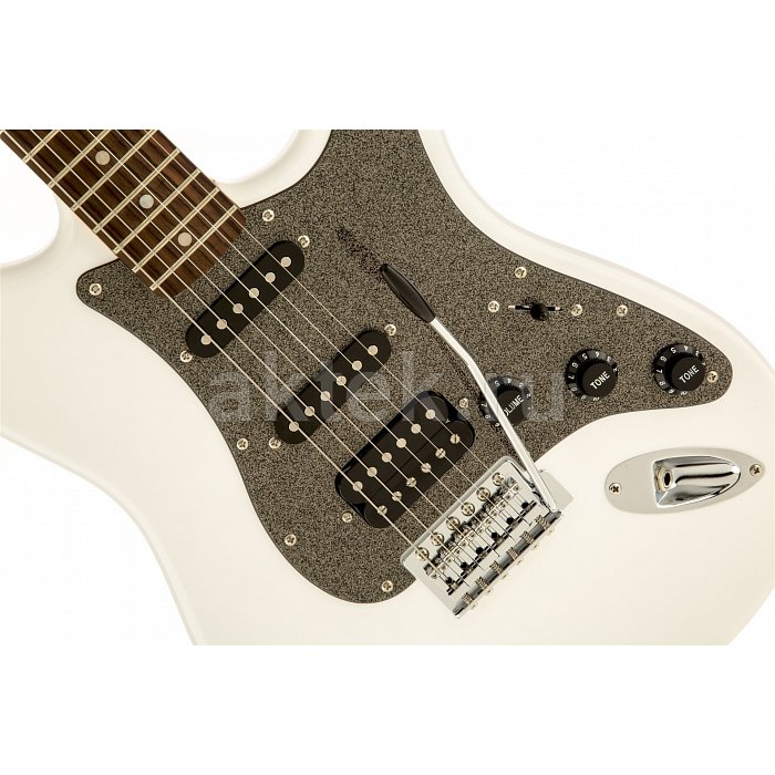 Электрогитара FENDER SQUIER AFFINITY STRATOCASTER HSS LRL OLYMPIC WHITE 4