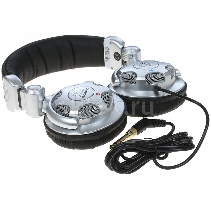 Закрытые наушники Behringer HPX2000