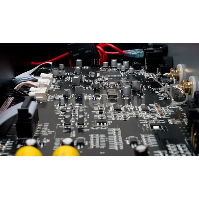 CD проигрыватель Emotiva ERC-4 9