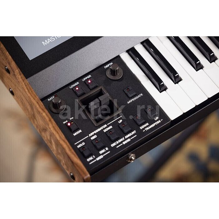 Синтезатор Oberheim OB-X8 6
