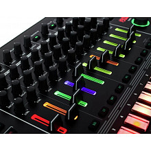 Драм-машина Roland TR-8S 3