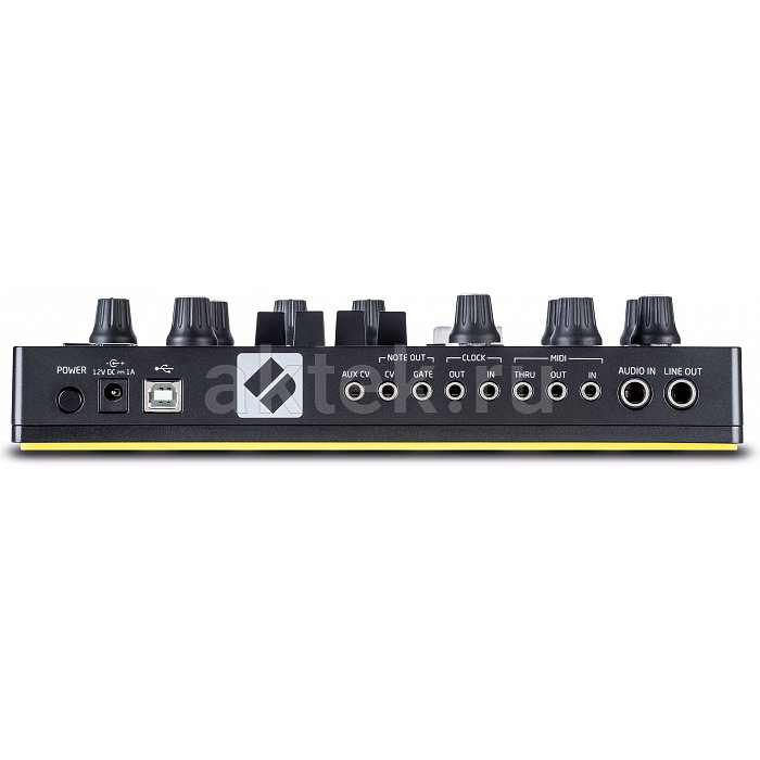 Синтезатор аналоговый NOVATION Circuit MonoStation 4