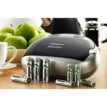Energizer Universal Charger CLAM 3