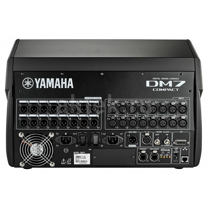 Цифровой микшер Yamaha DM7C Digital Mixing Console 3