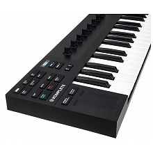 MIDI-клавиатура Native Instruments KOMPLETE KONTROL M32 3