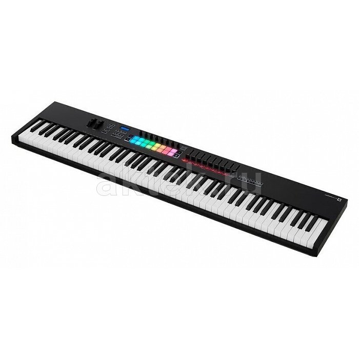 MIDI клавиатура NOVATION Launchkey 88 MK3