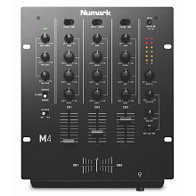 Трехканальный профессиональный микшер NUMARK M4