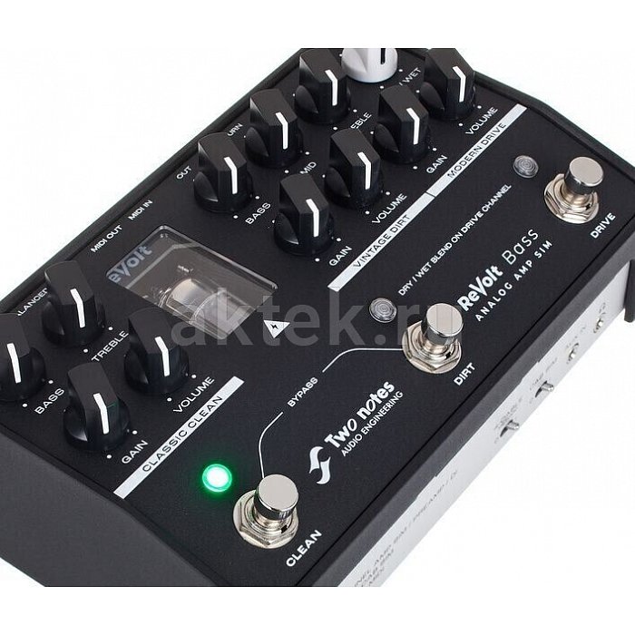 Басовая педаль эффектов Two Notes ReVolt Bass Preamp 3