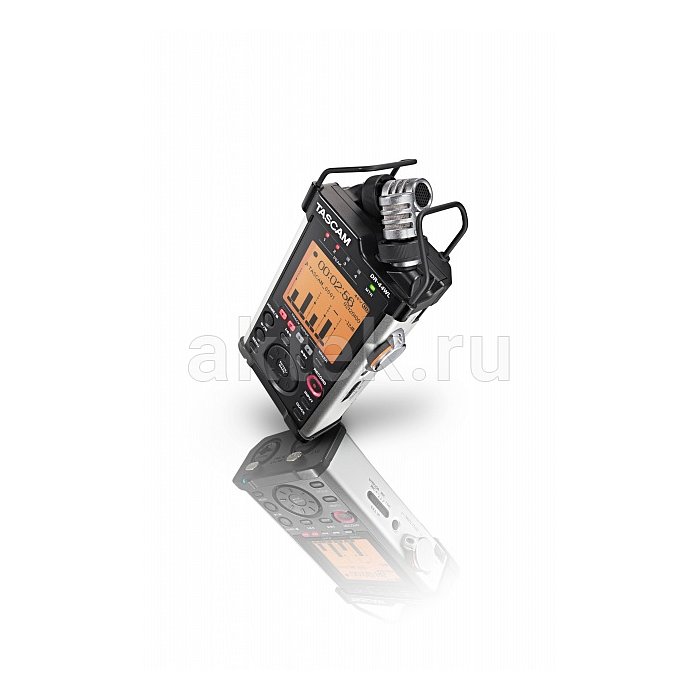 Цифровой рекордер Tascam DR-44WL 2