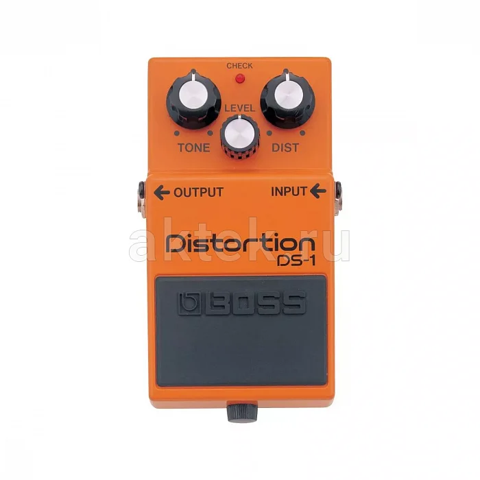 Boss DS-1 Distortion педаль гитарного дисторшна, 3 регулятора, бустер
