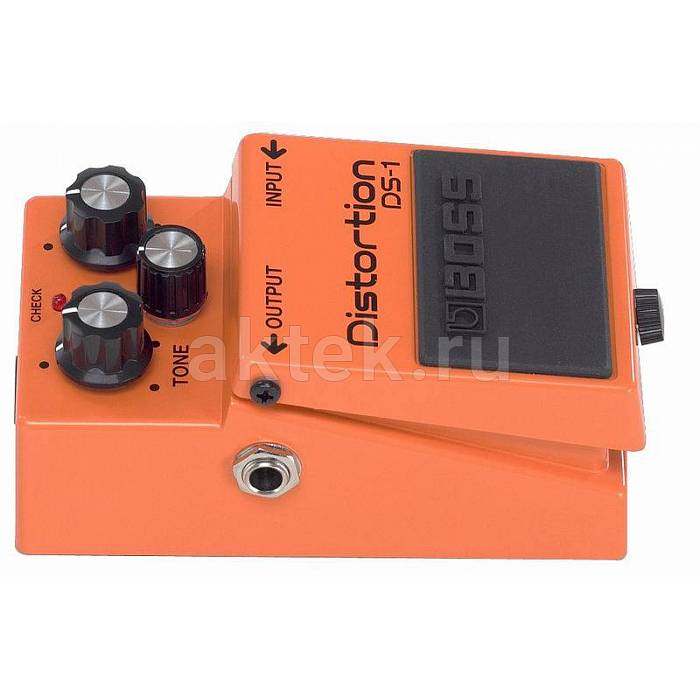 Педаль для гитары BOSS DS-1 4