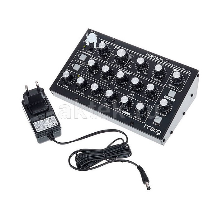 Синтезатор Moog Minitaur 7