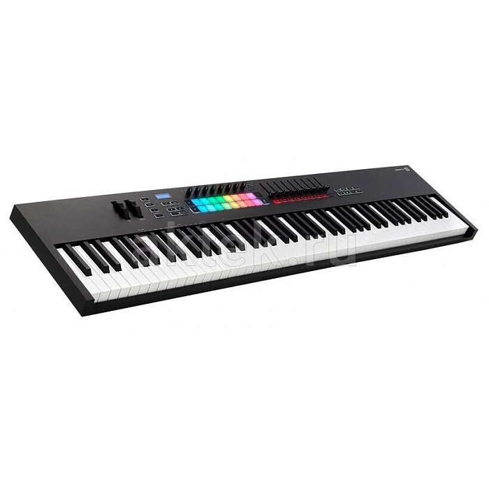 MIDI клавиатура NOVATION Launchkey 88 MK3 6