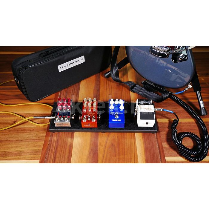 Ultimate Support UPD-185-B компактный и легкий педалборд из алюминия 9