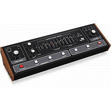 Behringer TORO Классический аналоговый бас-синтезатор с двумя VCO