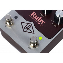 Педаль эффектов предусилителя UNIVERSAL AUDIO UAFX Ruby '63 Top Boost Amplifier 2