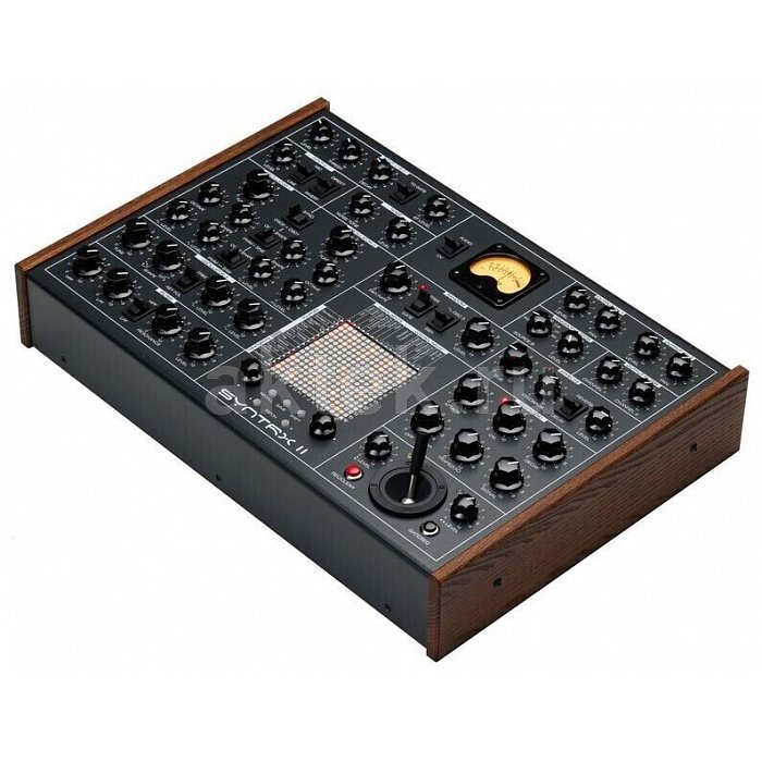 Синтезатор Erica Synths SYNTRX II