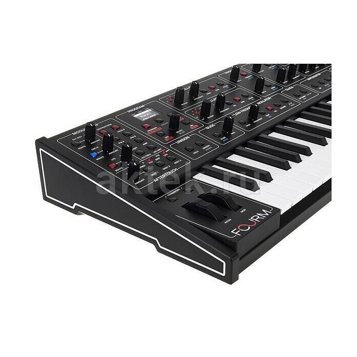Синтезатор Sequential FourM 3