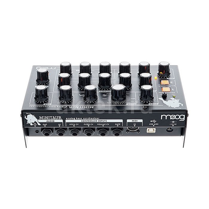 Синтезатор Moog Minitaur 4