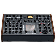 Синтезатор Erica Synths SYNTRX II 3