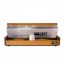 Синтезатор Moog Minimoog Model D 2