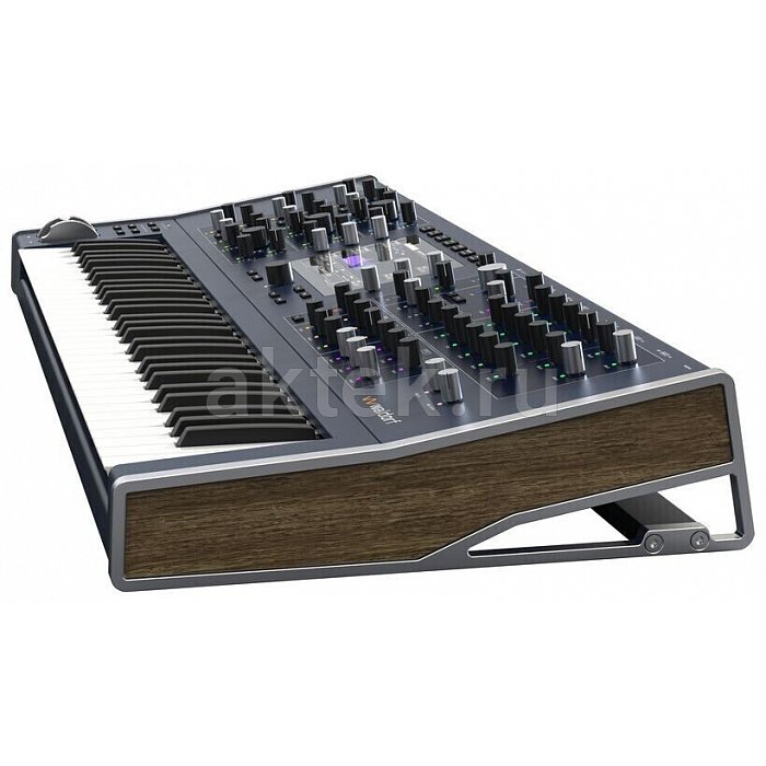 Гибридный синтезатор Waldorf Quantum MK2 4