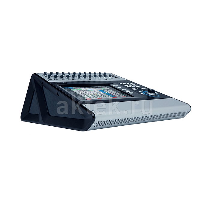 Цифровой микшерный пульт QSC TouchMix-30 Pro 2