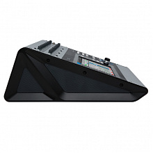 Цифровой микшерный пульт QSC TouchMix-30 Pro 3
