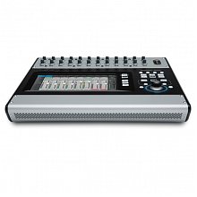 Цифровой микшерный пульт QSC TouchMix-30 Pro