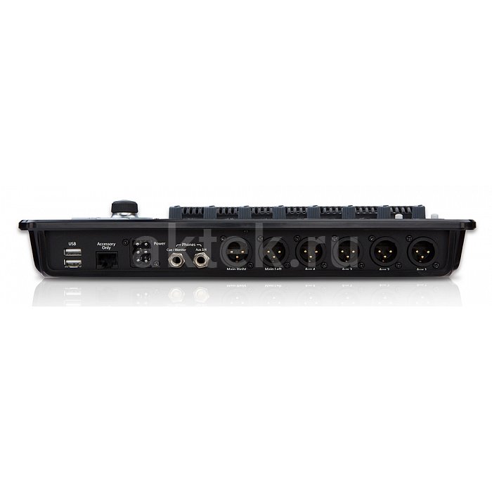 Цифровой микшерный пульт QSC TouchMix-8 3