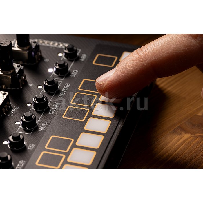 Компактный синтезатор KORG NTS-1 MKII 6