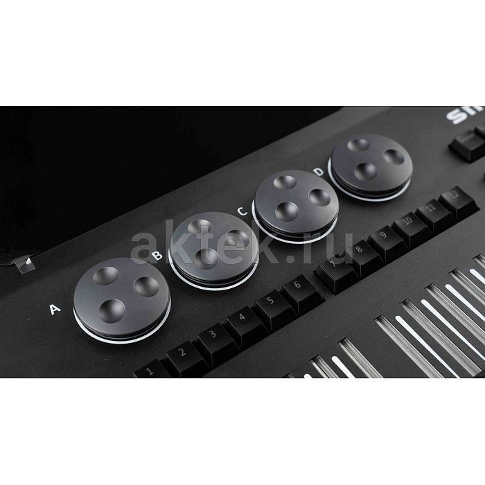 Exell Lighting EXLCONSOL4 DMX512-контроллер сценического света 2048 каналов 8