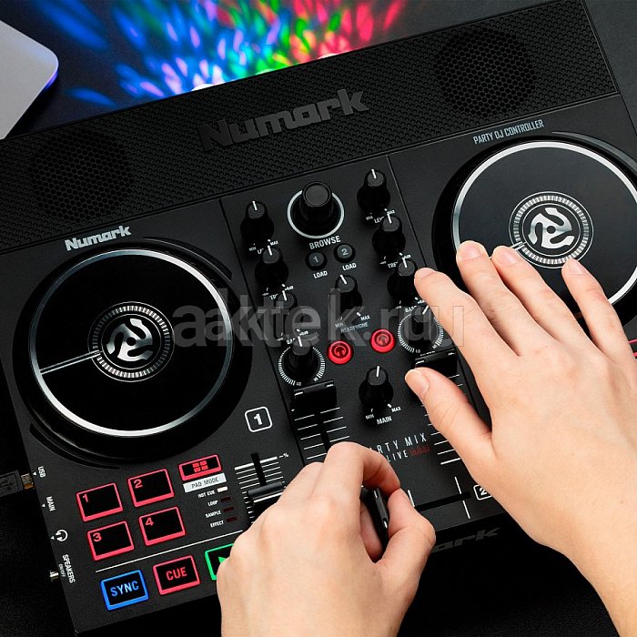 DJ-контроллер NUMARK PARTYMIX LIVE 3