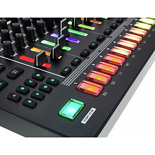 Драм-машина Roland TR-8S 2