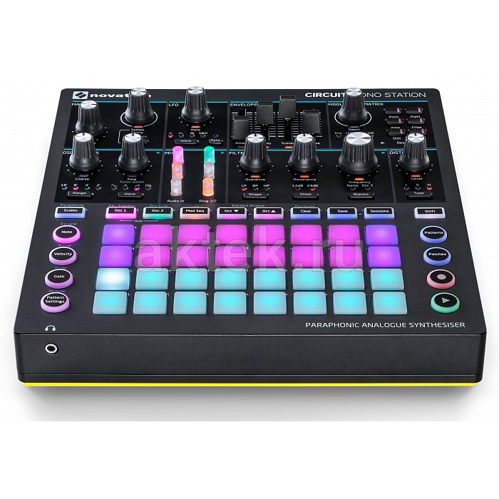Синтезатор аналоговый NOVATION Circuit MonoStation 2