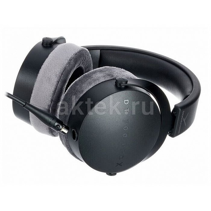 Студийные наушники Beyerdynamic DT 700 PRO X 6