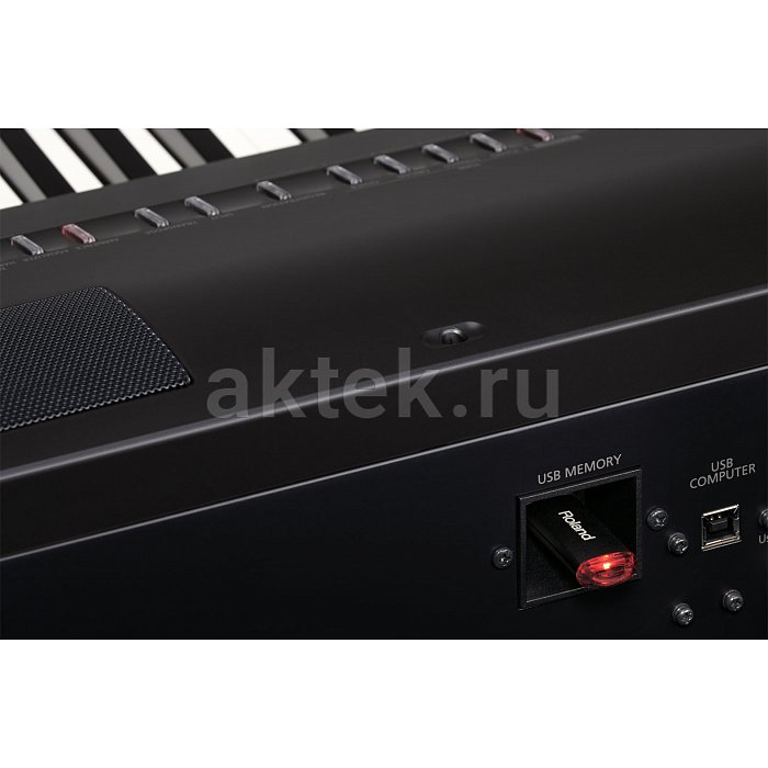 Цифровое фортепиано Roland FP-80-BK 3