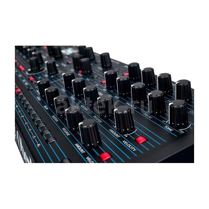 Синтезатор Oberheim TEO-5 Desktop 2