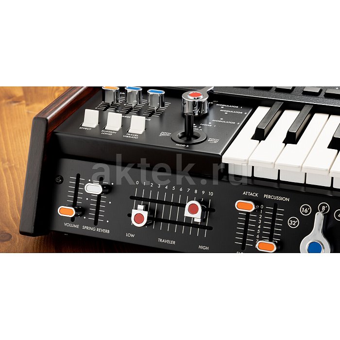Синтезатор Korg miniKORG 700Sm 7