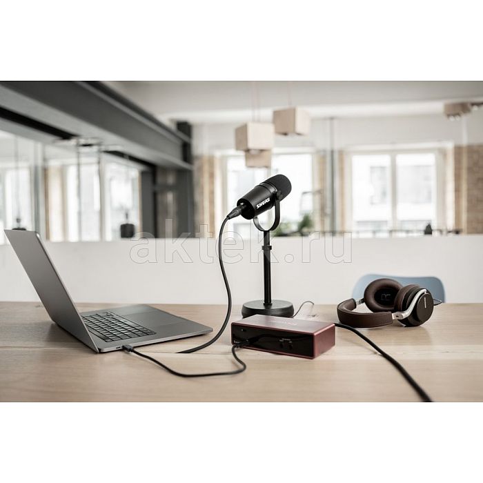 Shure MV7X Black динамический кардиоидный подкаст-микрофон с выходом XLR 7