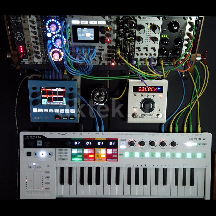 Цифровой микшер 1010Music Bluebox 8