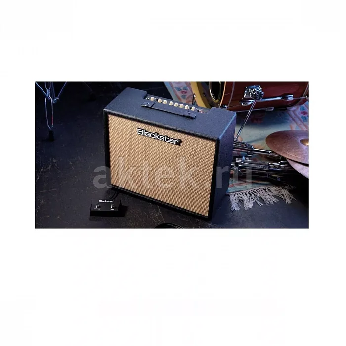 Blackstar Debut 100R BLK чёрный гитарный MOSFET-комбоусилитель, 100 Вт, 1×12″ 7
